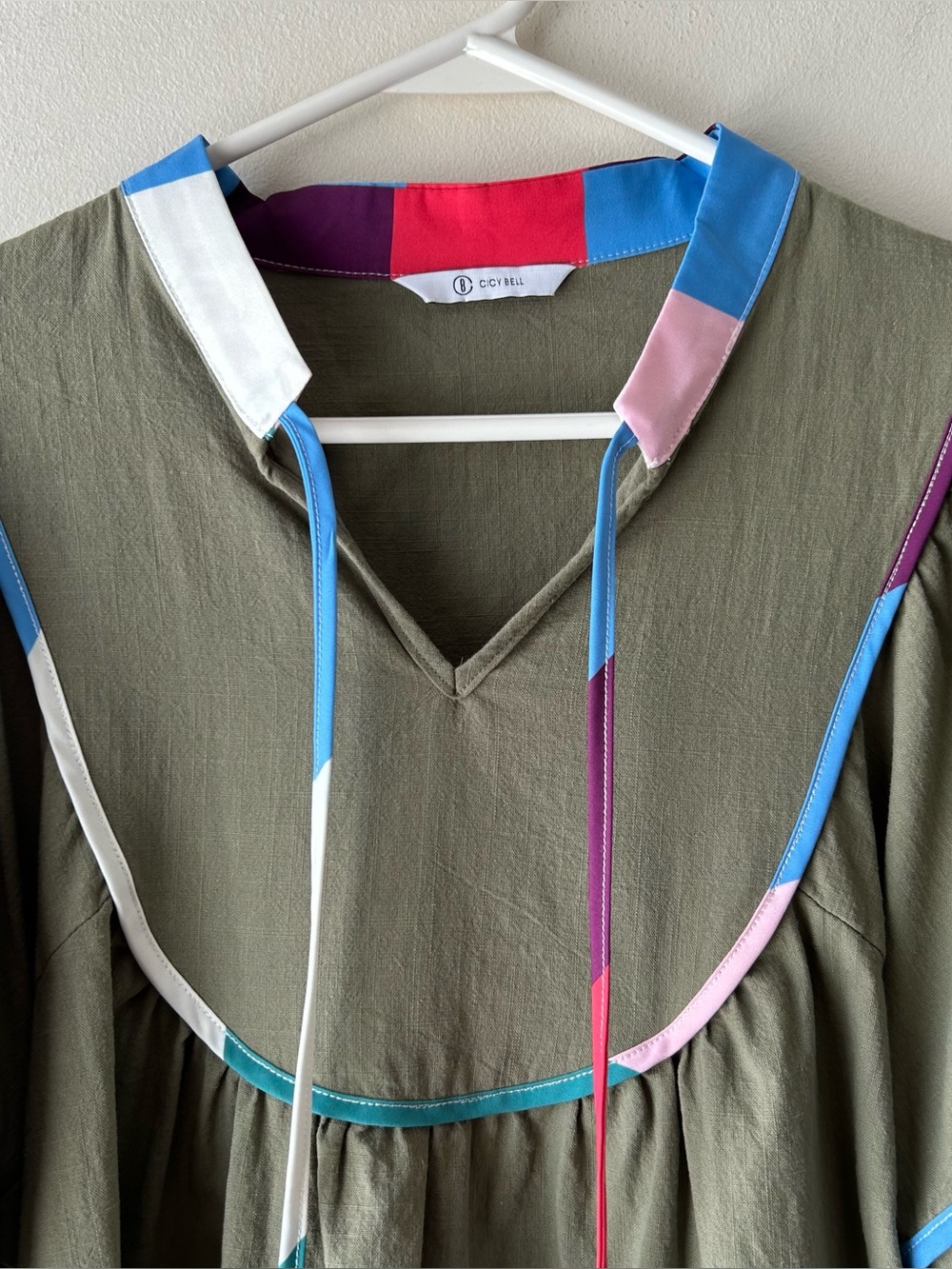Cicy Bell Babydoll Top V-Neck Short Lantern Sleeve Peplum Blouse Army Green M - Picture 4 of 7